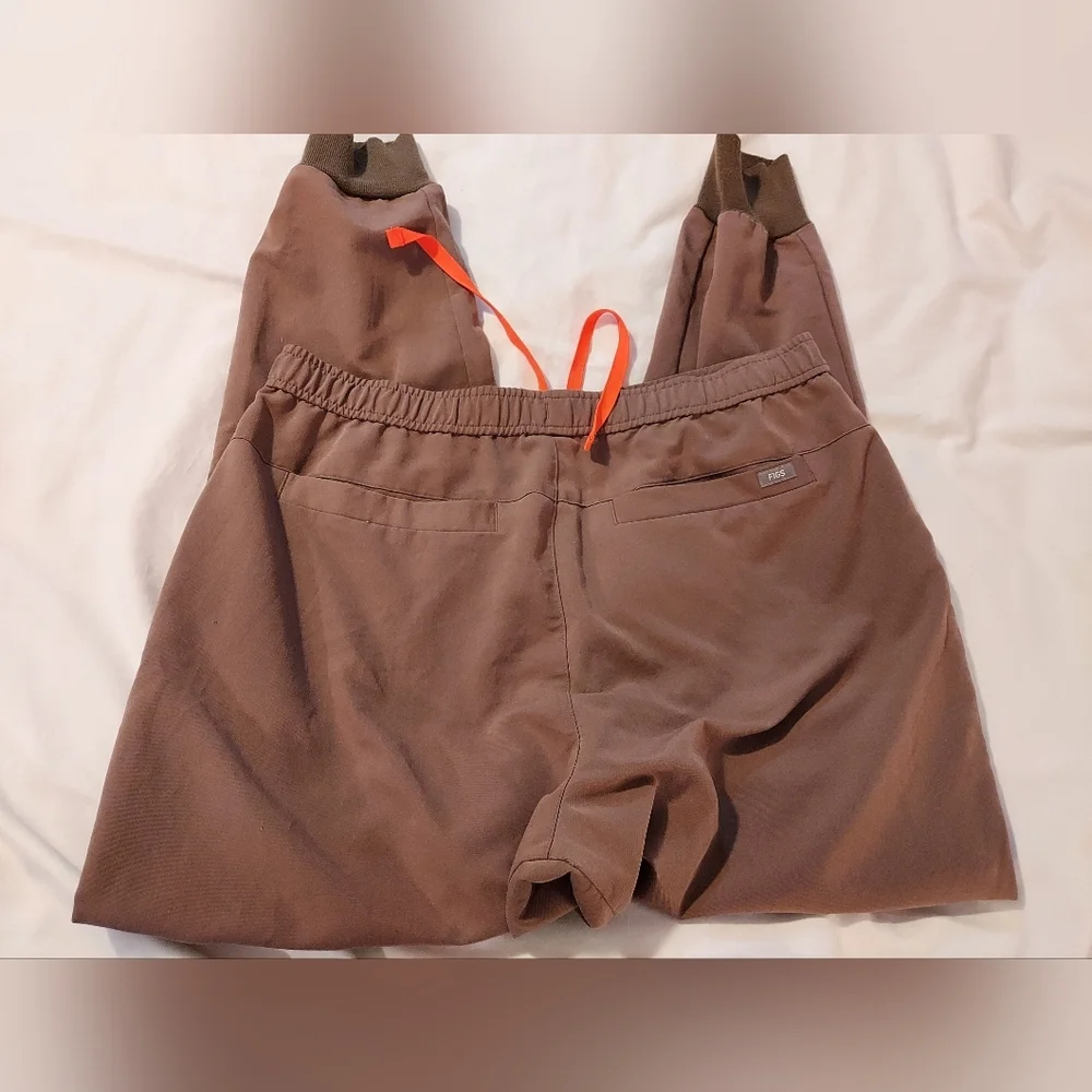 Figs Smoky Taupe Technical Collection Men's Joggers with Orange Drawstring